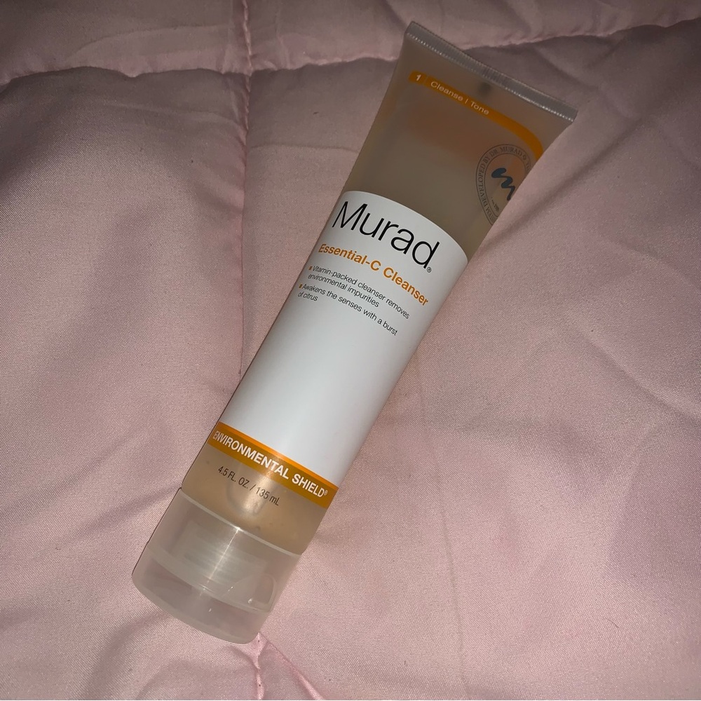 NEW Murad Essential-C Cleanser NWOB